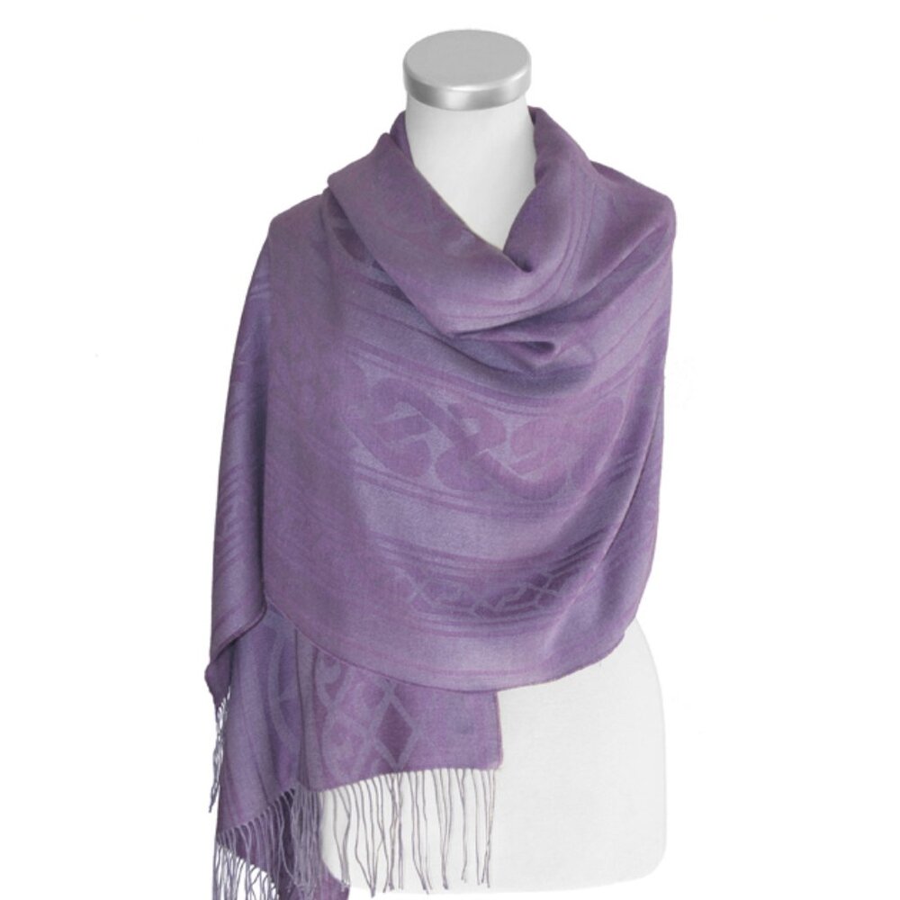 Twisted Rib Patterns Shawl. Made in Peru